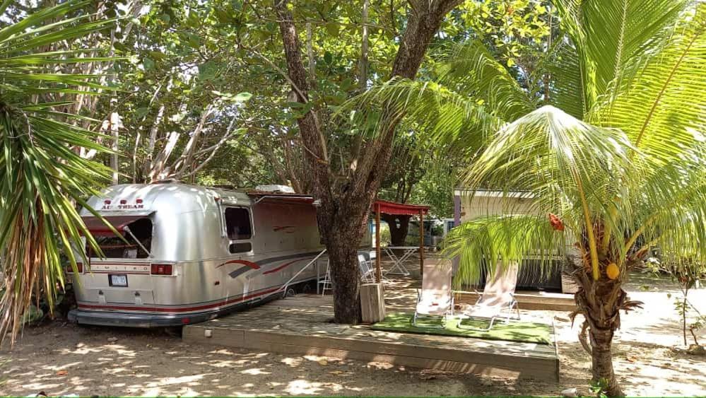 Airstream Paradise Bernard Εξωτερικό φωτογραφία